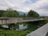 betonski-most-poljska-cesta-prvacina-z-zelezno-brvjo-v-ozadju-800x600_0
